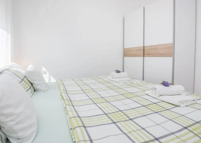 Zaklina Апартаменты